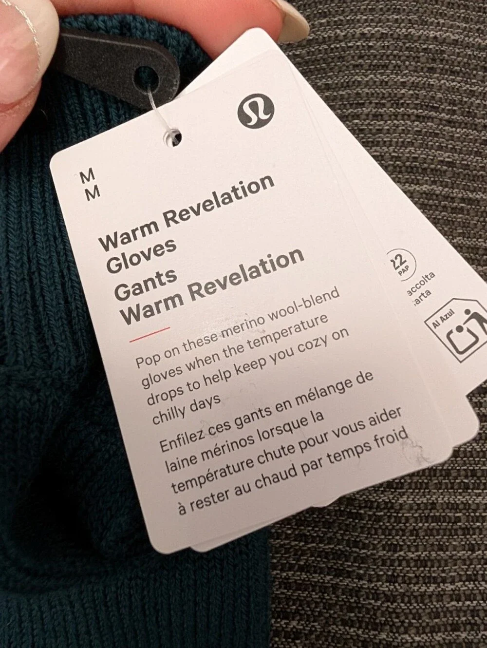 Lululemon Warm Revelation Gloves – Merino Wool Blend – Teal – Medium – NWT